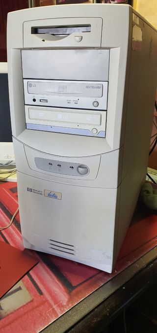 PC RETRO WINDOWS 98/2000 HP VECTRA