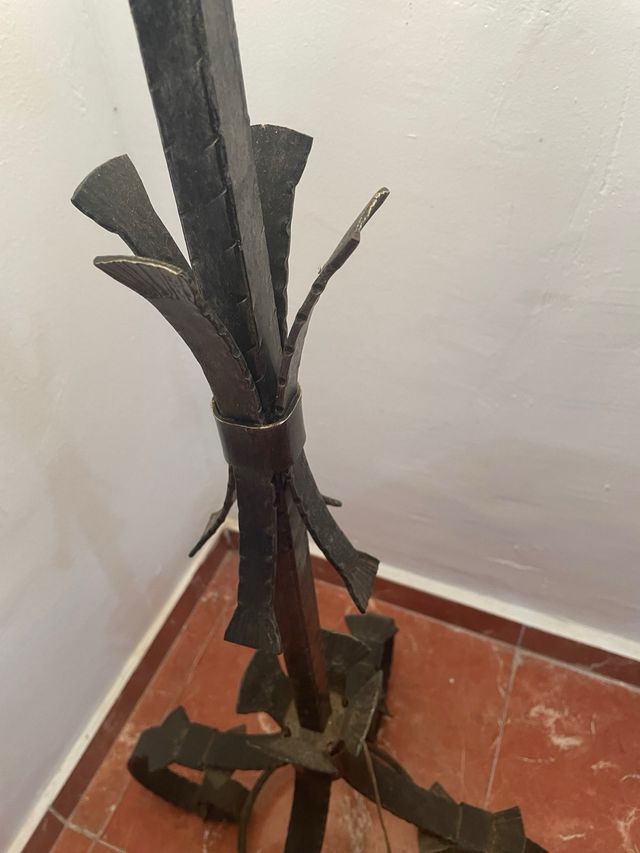 Lampara de hierro forjado vintage