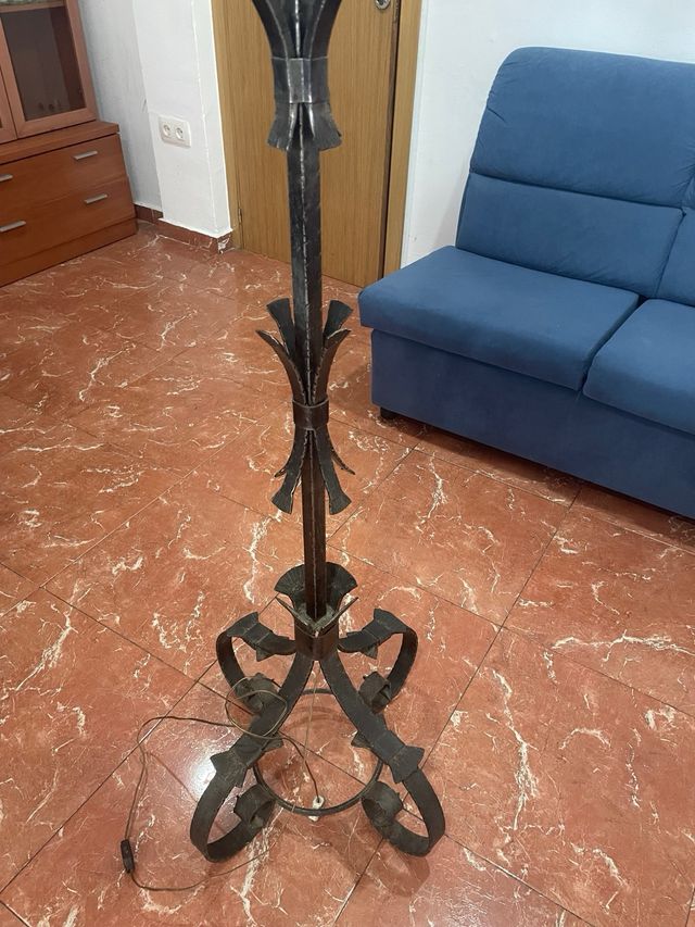 Lampara de hierro forjado vintage