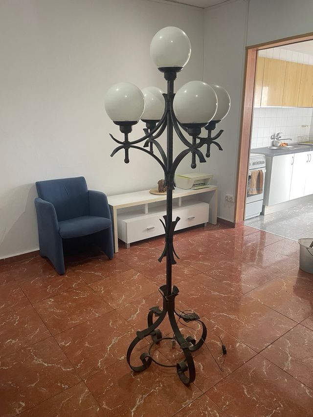 Lampara de hierro forjado vintage