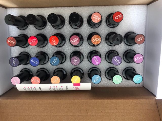 27 colores esmalte permanente