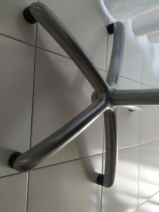 8 poltrone girevoli. Casina 