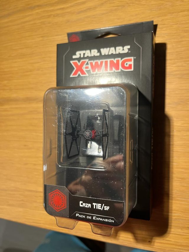 STAR WARS X-WING 2.0: CAZA TIE/SF