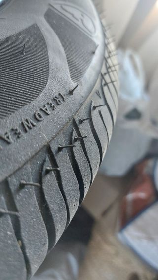 Cubiertas y llantas Mg