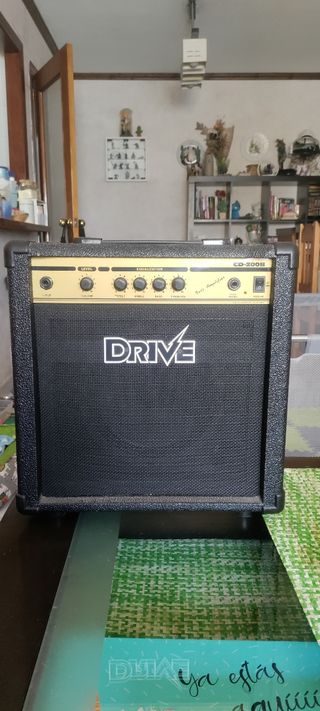 Pack de bajo electrico + amplificador