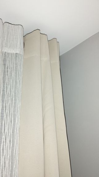 Cortinas opacas aislantes, color beige