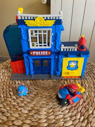 Comisaría Policía Superzings