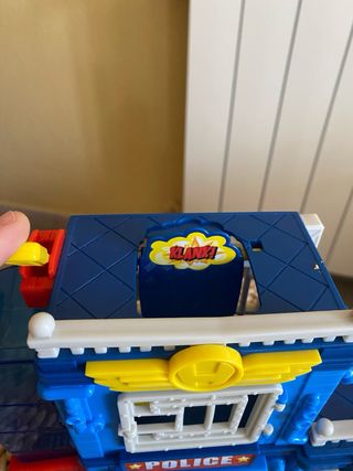 Comisaría Policía Superzings