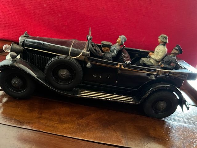 Vettura carica manuale