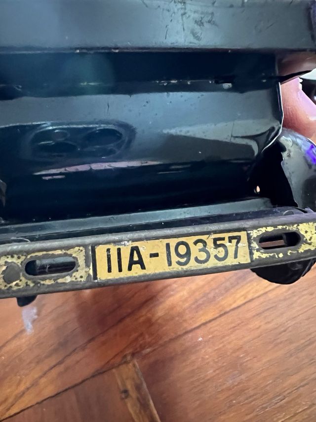 Vettura carica manuale