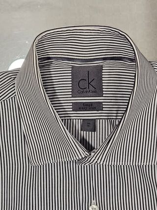 Calvin Klein M