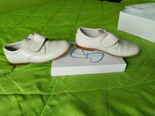 Zapatos blancos niño 31