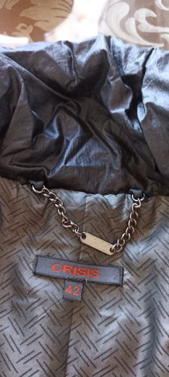 Parka negra de mujer