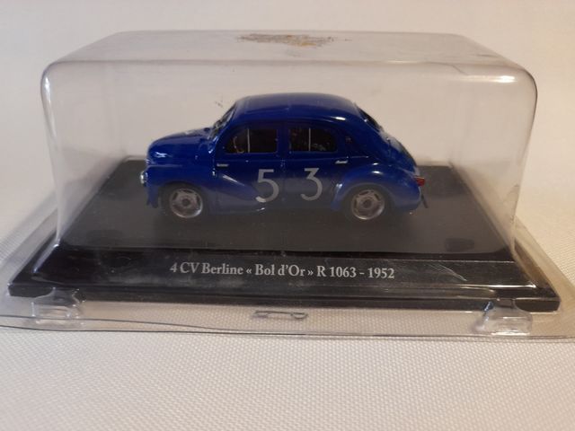 Renault 4CV 1/43