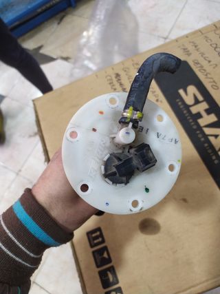 Bomba gasolina j125 j300