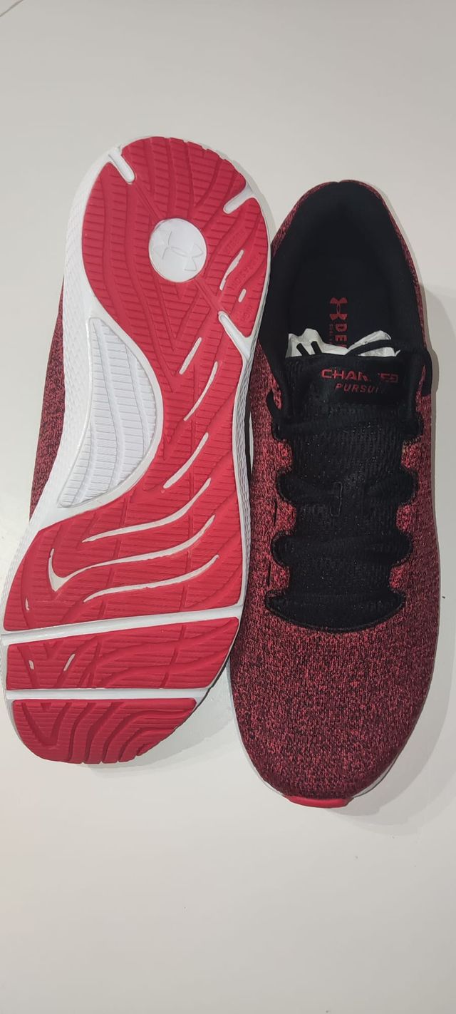 Sapatilhas Under Armour Tamanho 47