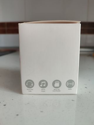 Altavoz bluetooth radio MP3 USB nuevo en su caja