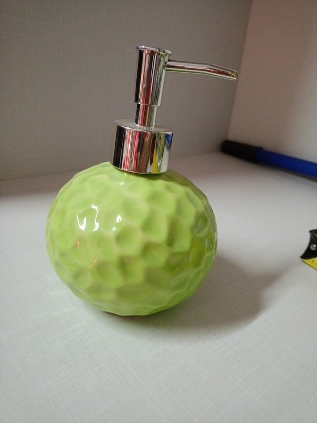 Dosatore sapone liquido in ceramica verd