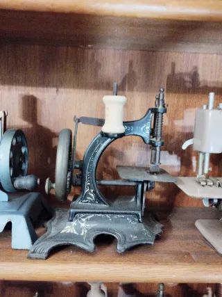 Maquinas de Coser Antiguas