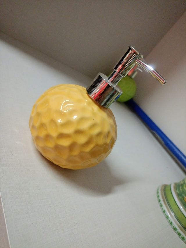 Dosatore sapone liquido in ceramica gial