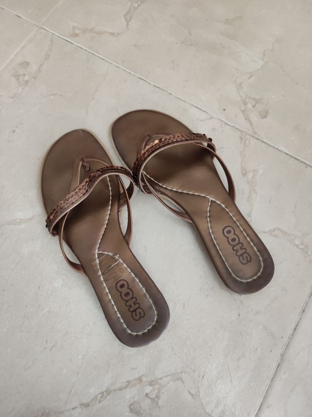 Sandalias marrones Shoo