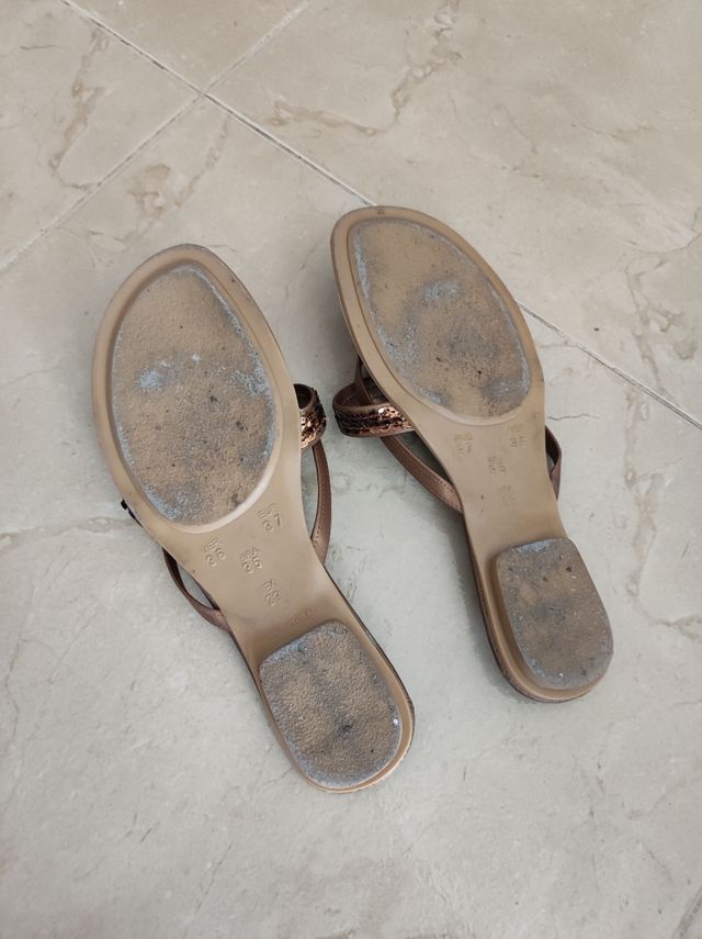 Sandalias marrones Shoo