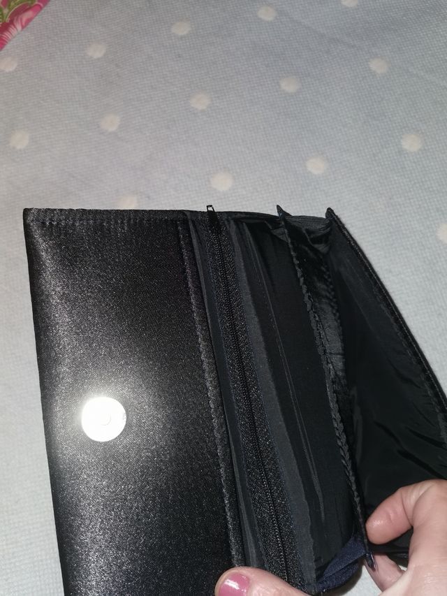 Cartera bordada India. 