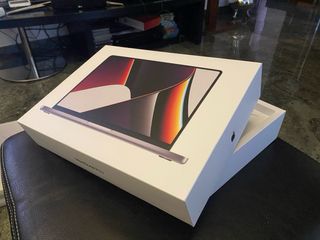 Caja MacBook Pro 14’
