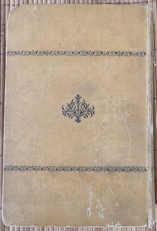 Libro de medicina en francés