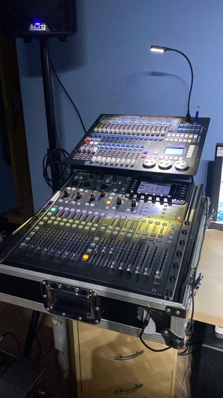 Tecnico de sonido/dj/iluminacion