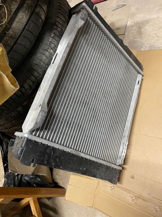 Radiador agua refrigerante Mercedes W124