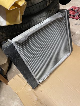 Radiador agua refrigerante Mercedes W124