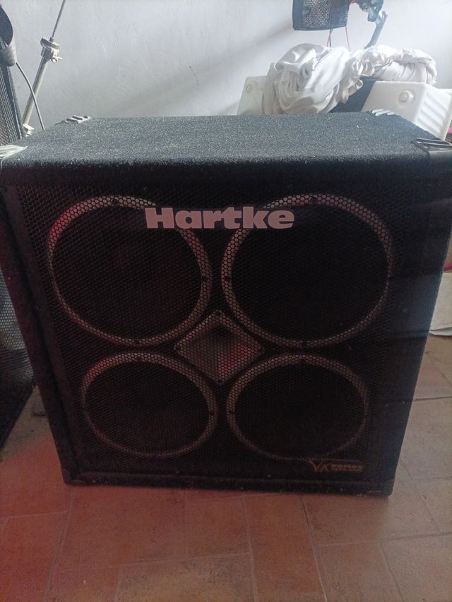 Amplificador de Bajo Marca Hartke