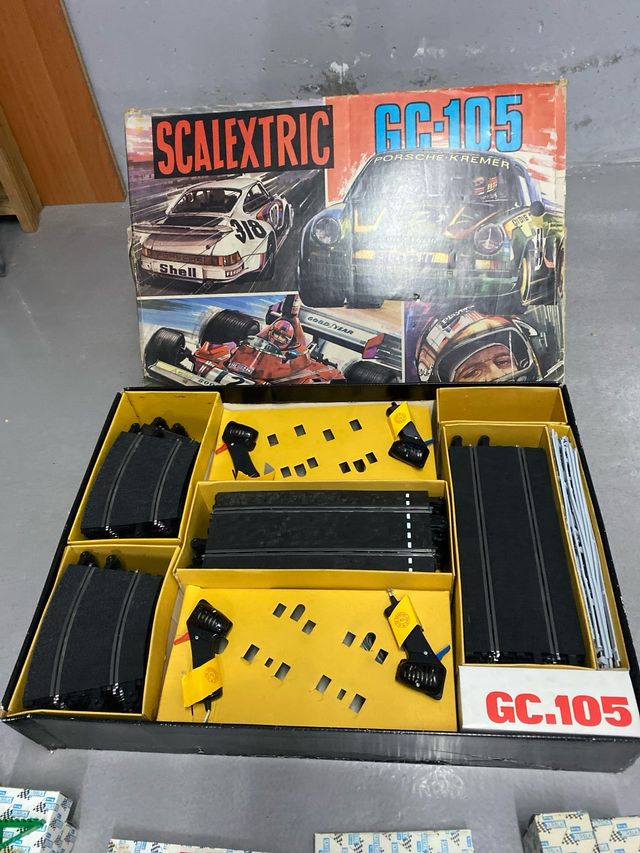 SCALEXTRIC GC - 105