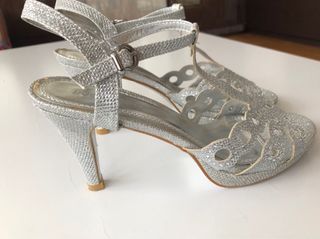 Sandalias tacon plateadas