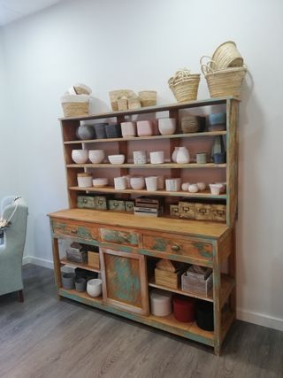 MOBILIARIO COMERCIO HOSTELERIA NEGOCIOS