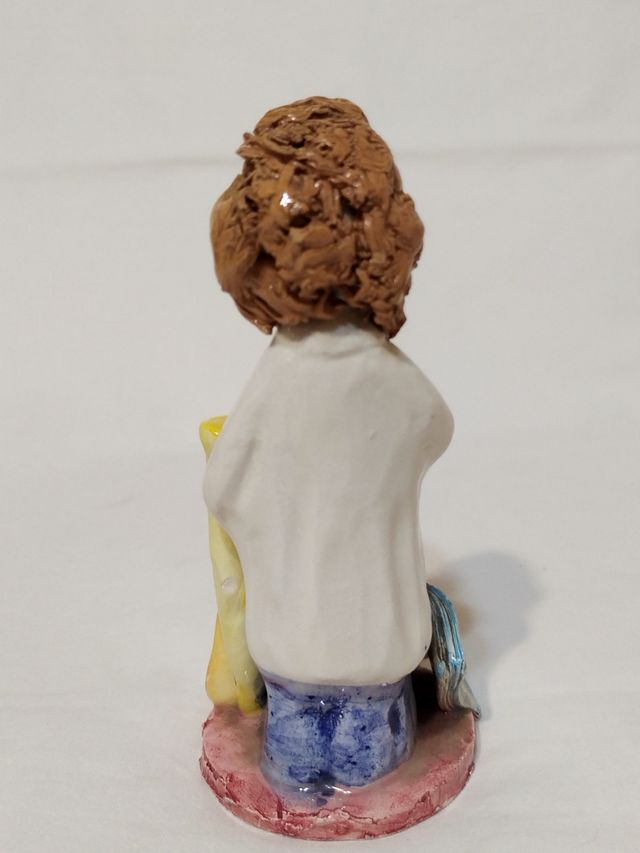 Statuetta ceramica farmacista