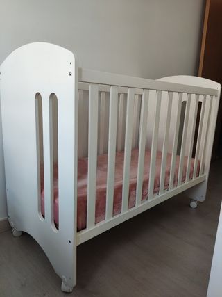 Cuna 60x117 marca Micuna