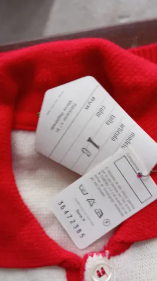 Jersey rojo y beige. Vintage.Unisex.Nuevo