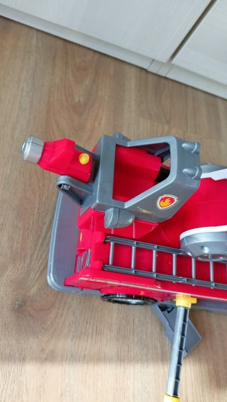 Camión bomberos Marshall