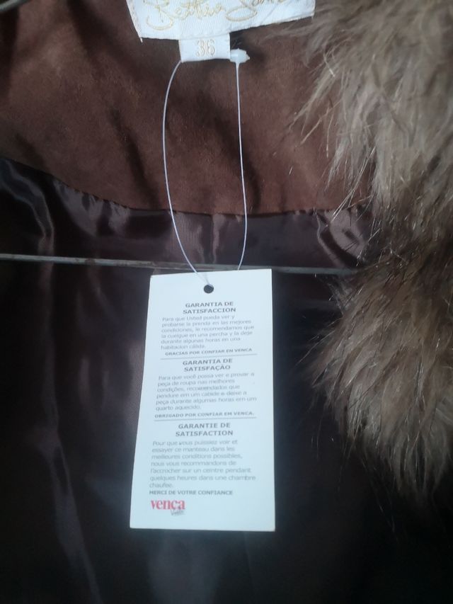 Abrigo marron marca Bettina Sanz