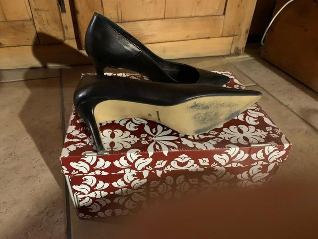 Scarpa decoltè in pelle