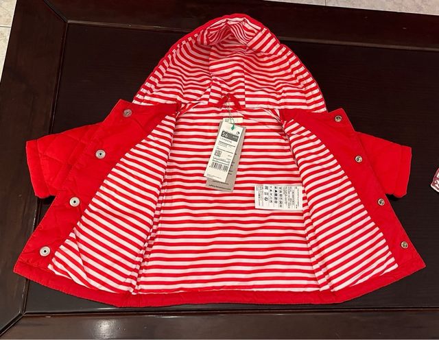 Chubasquero bebe 1-3 meses sin usar