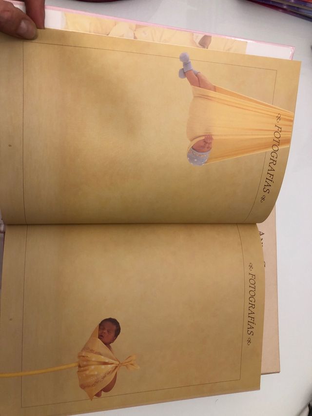 Album bebey Diario de Anne Guedes