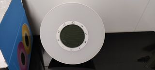 Smartwatch y radio despertador