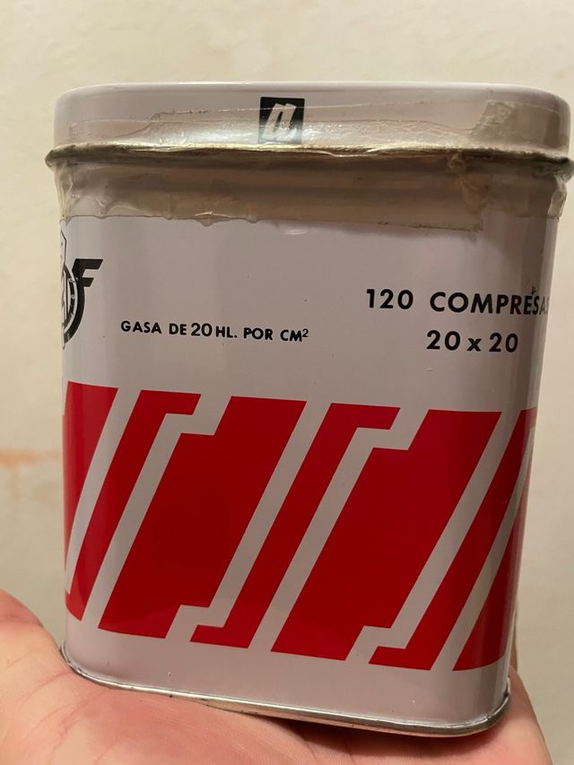 ANTIGUA LATA DE COMPRESAS ACOFAR (PRECINTADA)