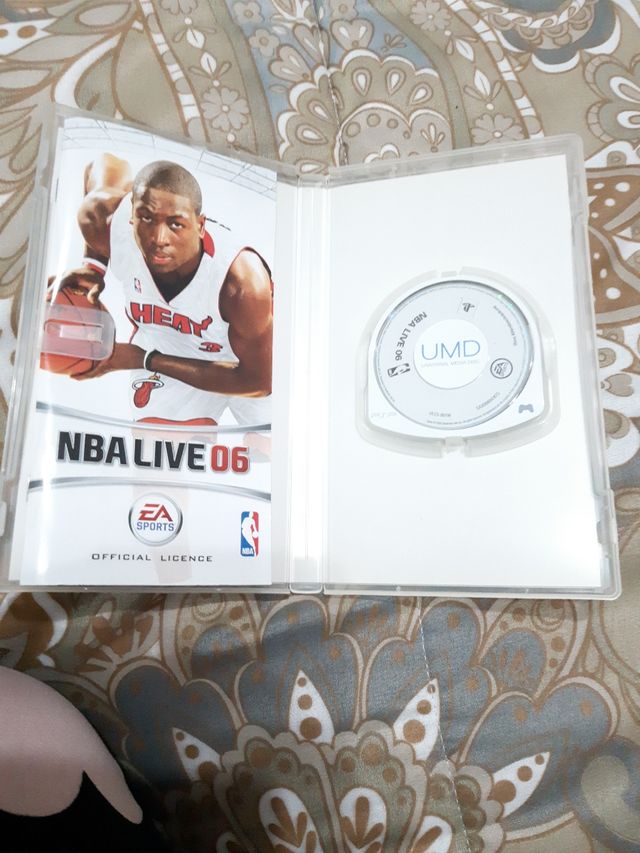 Gioco PSP NBA LIVE 06
