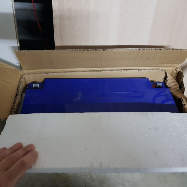 Batería UCG AGM ultracel 150ah camper autocaravana