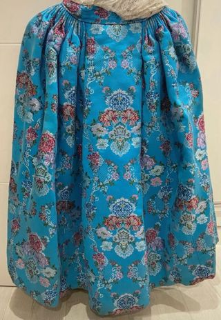 Traje de fallera niña,manteletas y zapatos