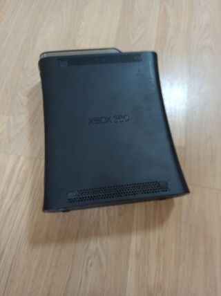 Xbox 360 + 2 mandos